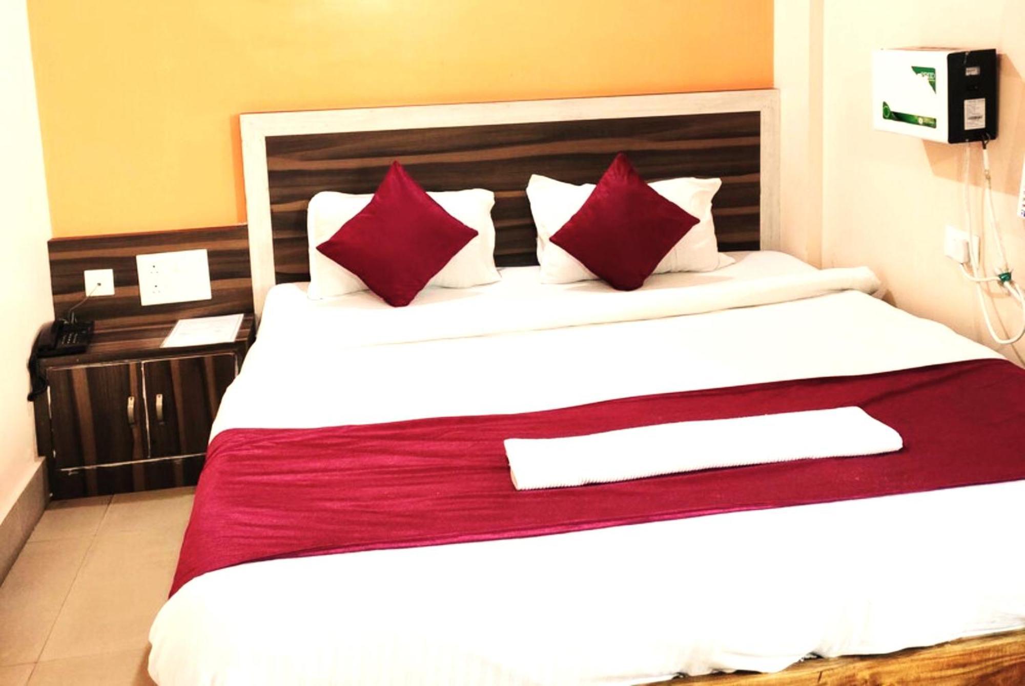 Goroomgo Krishna Residency Puri Near Sea Beach - Spacious Room With Excellent Service Awarded - Best Seller Exterior foto